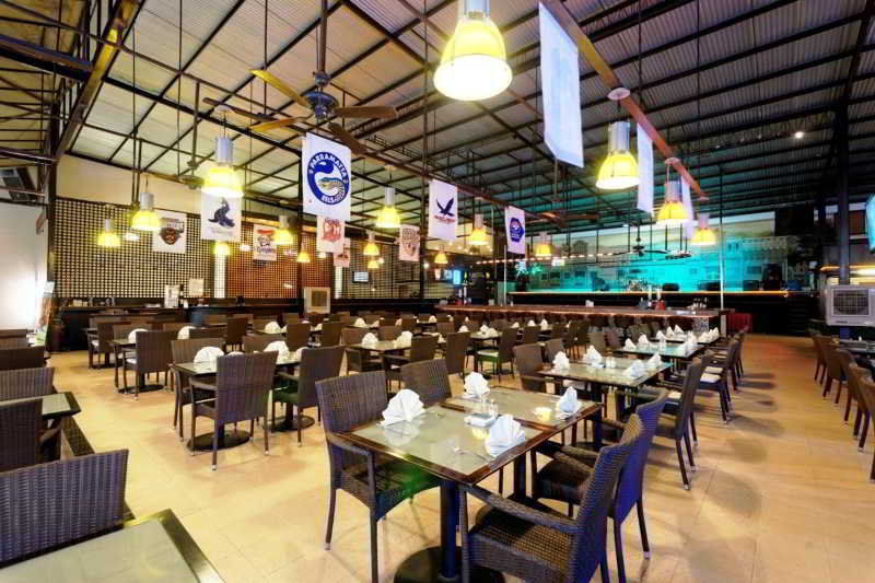 Kuta Station Hotel And Spa Bali Екстер'єр фото